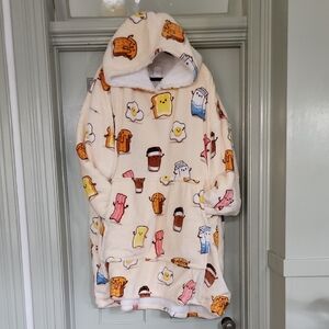 Playful Breakfast Print Women's Cream Robe